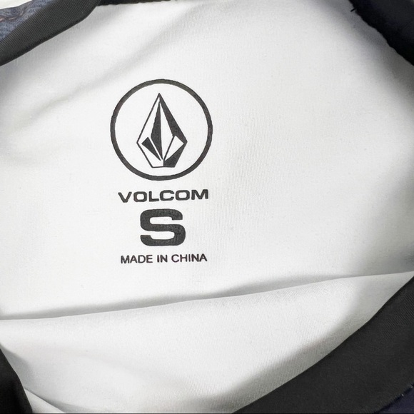 Volcolm Long Sleeve Rash Guard Size Small - Picture 3 of 8